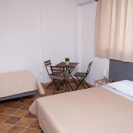 Guest House Del Lido ポルト・エンペードクレ エクステリア 写真