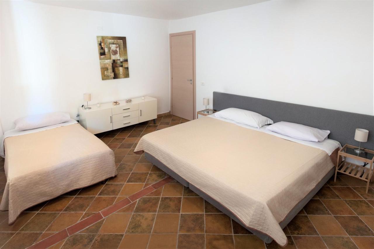 Guest House Del Lido ポルト・エンペードクレ 部屋 写真